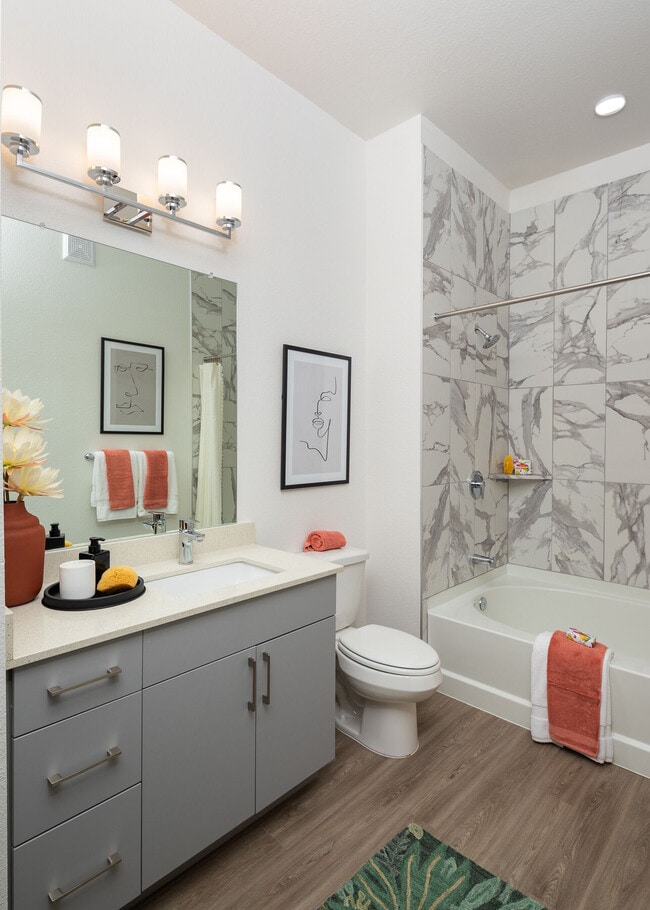 Broadstone East End apartments — community photo