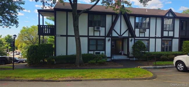 711 Sierra Vista Ln Unit 711