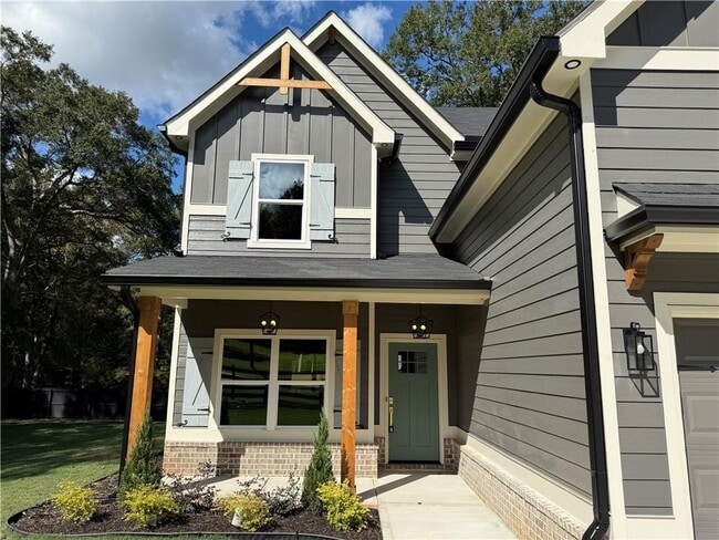 Photo - 320 Pine Valley Dr