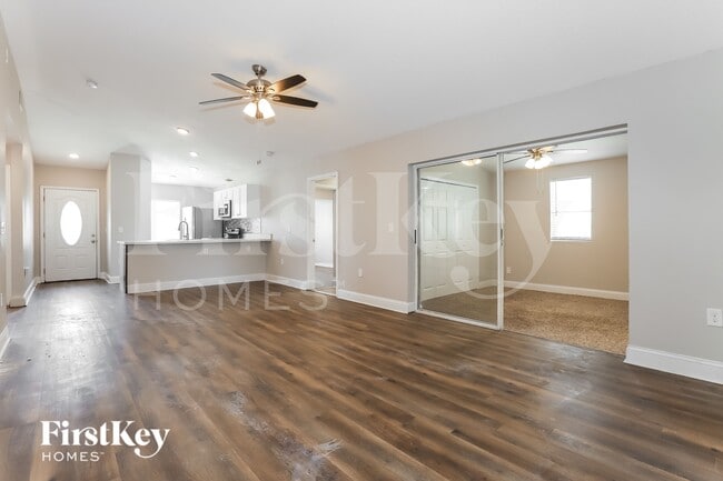 Photo - 3601 N Whittier St