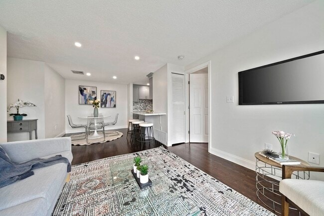 Building Photo - 336 Adams St Unit 27 Rental