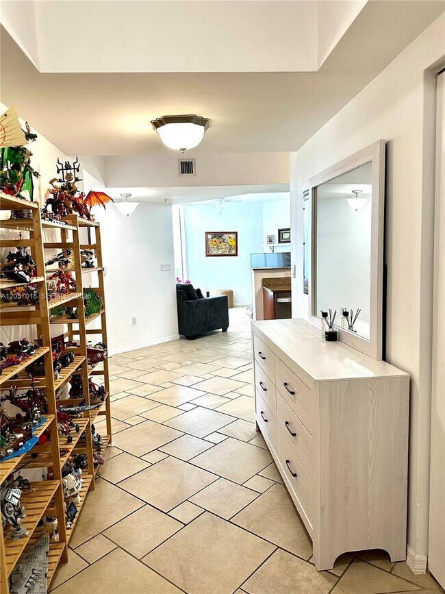 Photo - 16699 Collins Ave Unit 2309