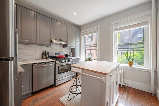 Photo - 106 Myrtle St