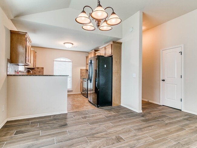 Photo - 3 Bed/2 Bath in Sonador of Montague Subdivision - Deer Creek Schools