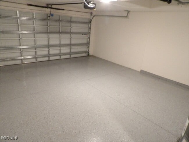 Photo - 7653 Minardi St