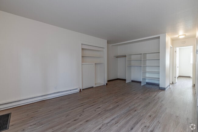 2BR, 1BA - 789SF Living Room - Somerset Apartments
