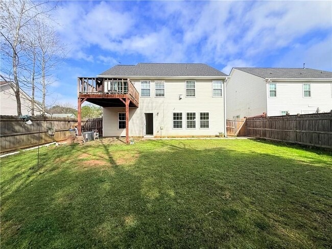 Building Photo - 893 Hawthorn Ln