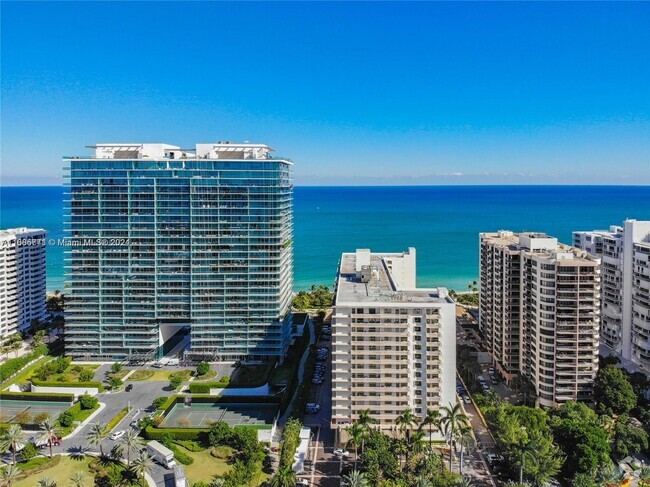 Building Photo - 10185 Collins Ave Unit 308 Rental