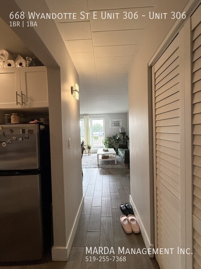 Photo - CHARMING 1 BED/1 BATH UNIT DOWNTOWN + HYDRO! Unit 306