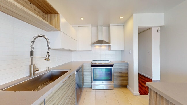 Photo - 2642 Greenwich St Unit 102