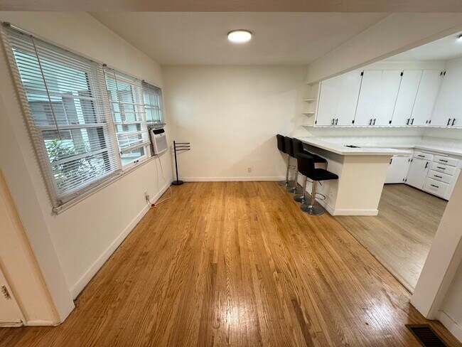 Photo - 906 Alandele Ave Unidad 904