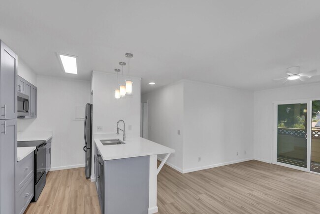 Photo - **PRICE REDUCTION** Fairway Terrace 2 bed ...