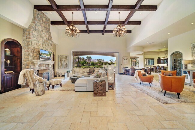 Photo - 53299 Via Palacio