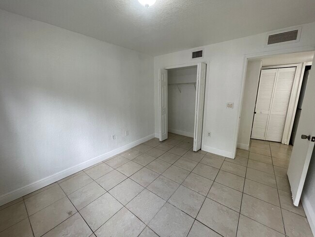 1251 SE 31st Ct