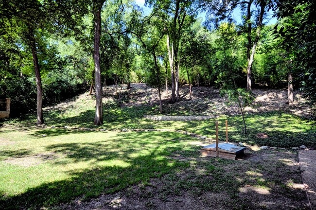 Photo - 4024 Inwood Rd