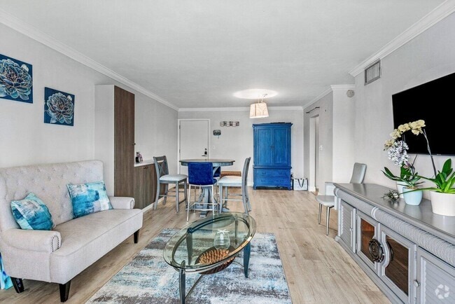 Building Photo - 2970 NE 16th Ave Unit 209 Rental