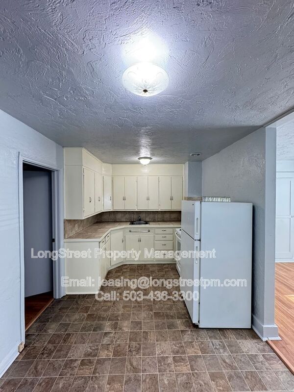 Photo - 417 SE Lyon St Unit 4