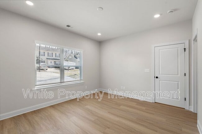 Photo - 7805 Shadow Lawn Rd