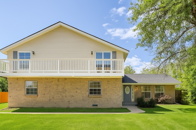 Building Photo - Security Deposit as low as $0 with approve... Rental