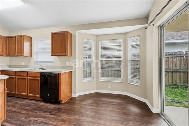 Photo - 12828 Standbridge Dr