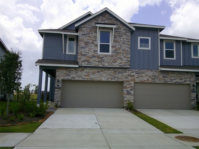 Building Photo - 12711 Dog Canyon Trl Rental