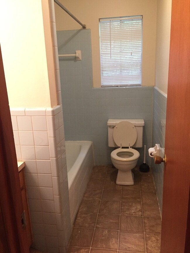 Photo - 125 Hiwassee Ave NE