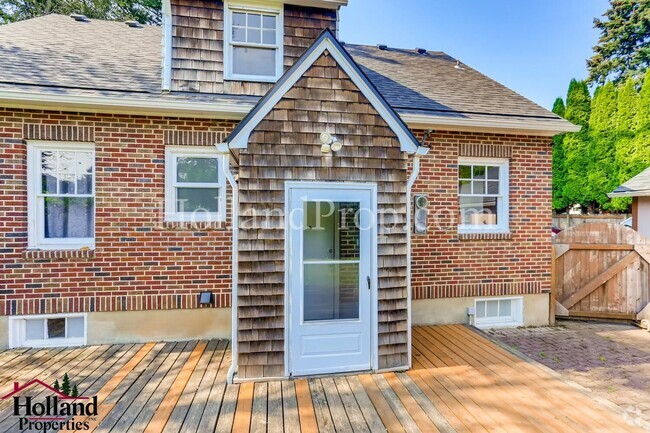 Building Photo - 2628 SE 157th Ave Rental