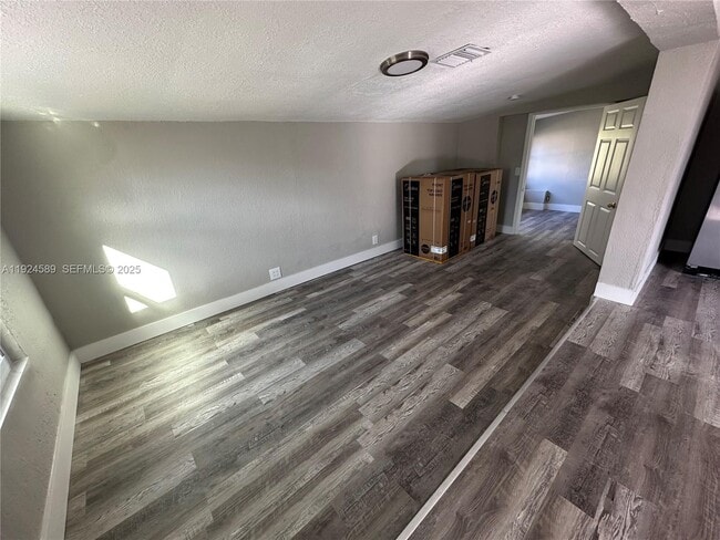 Photo - 4711 SW 38th St