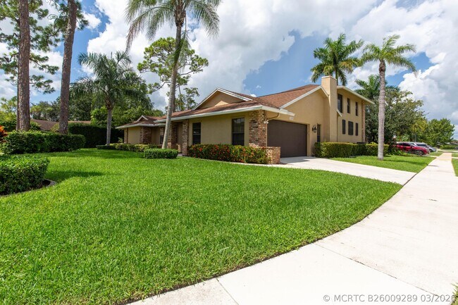 Photo - 1123 Northumberland Ct