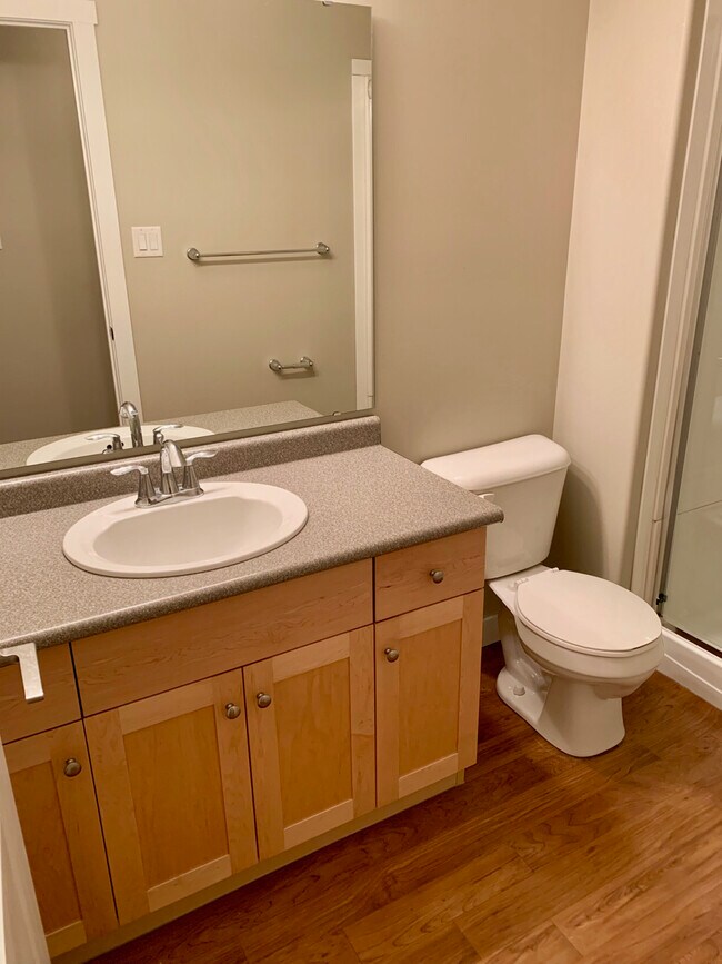 Photo - 814 Garnet St Unit B