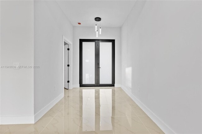 Photo - 456 Mercedes Ct