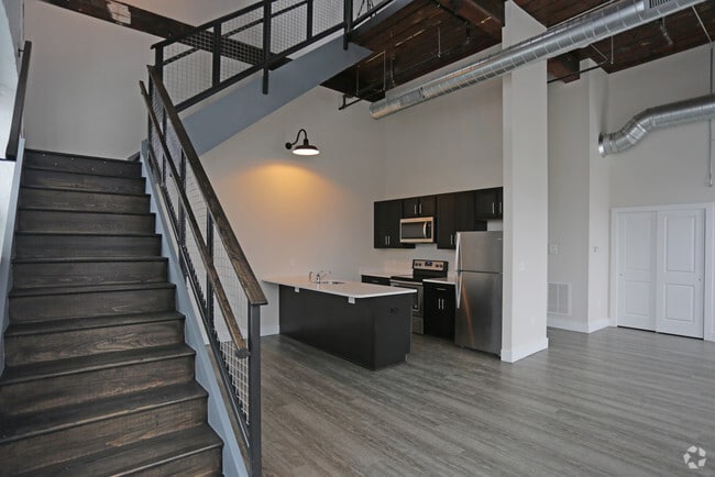 24 Amity Street - 24 Amity Street Apartments