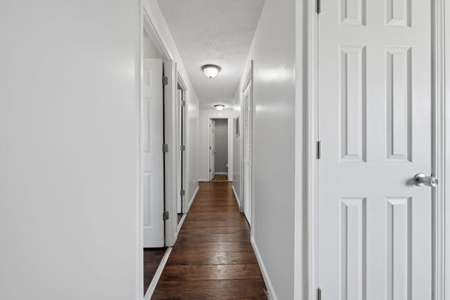 Photo - 3113-3115 Fulmer Road Unit 3113 left
