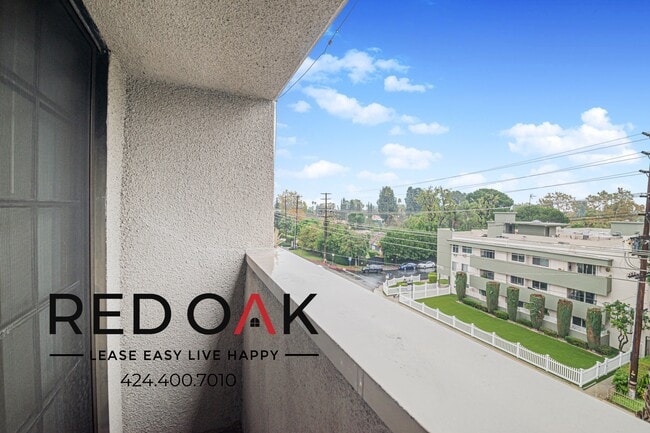 Photo - 4651 Cahuenga Blvd Unit 313