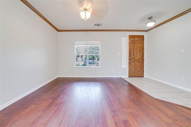 Photo - 8273 Robertson Dr