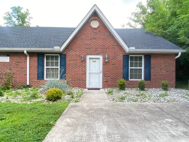 Building Photo - 158 R C Buck Dr