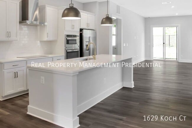 Photo - 1629 Koch Ct