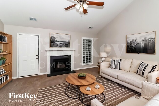 Photo - 312 Edgemore Ct