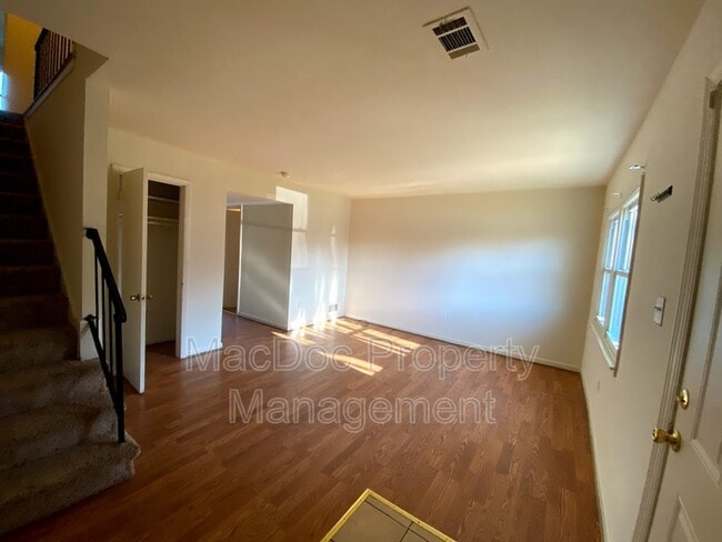 Photo - 3456 Beale Ct