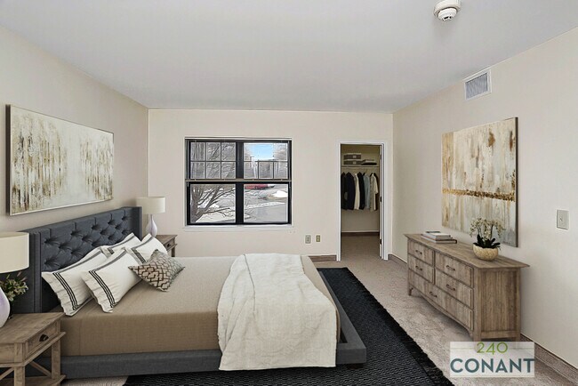 Plush Neutral Carpeting