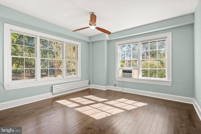 Photo - 1404 26th St NW Unit 1