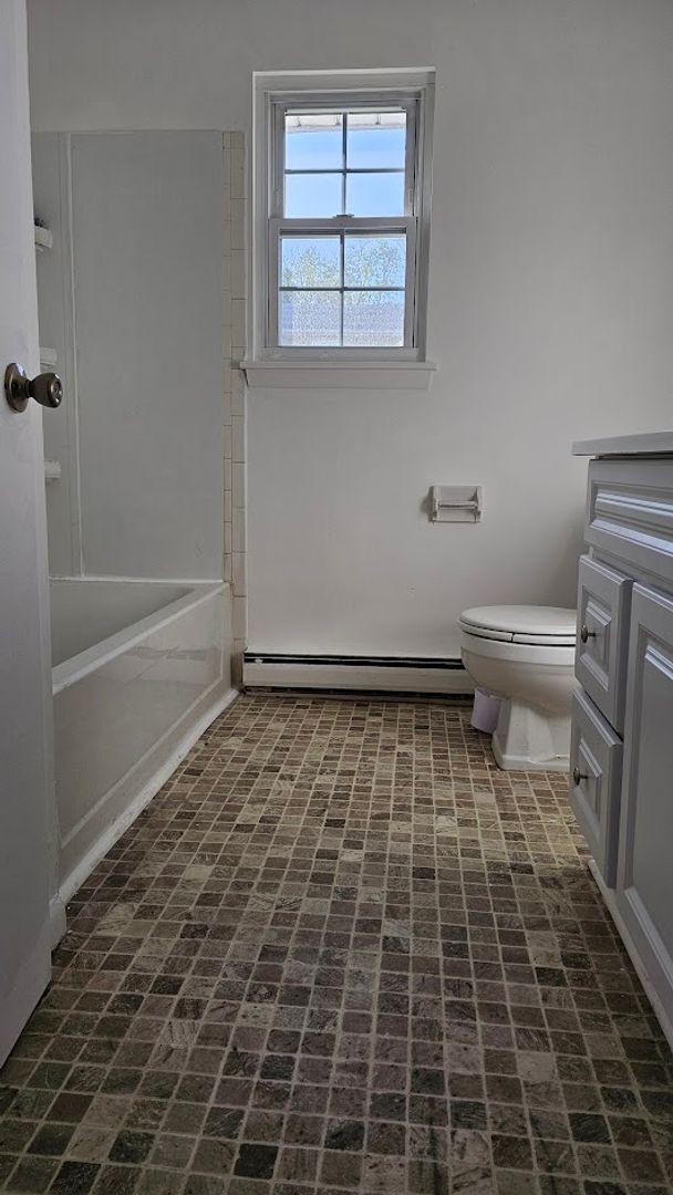 Photo - 173 Ashford Dr