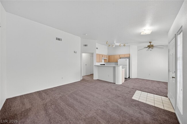 Photo - 1881 W Alexander Rd Unidad 2133