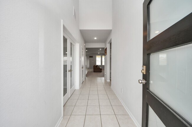 Photo - 10618 Amador Peak Dr