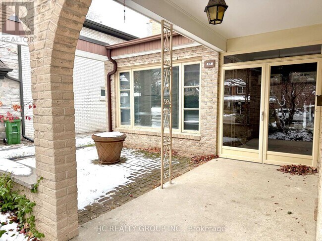 Photo - 54 Kentland Crescent