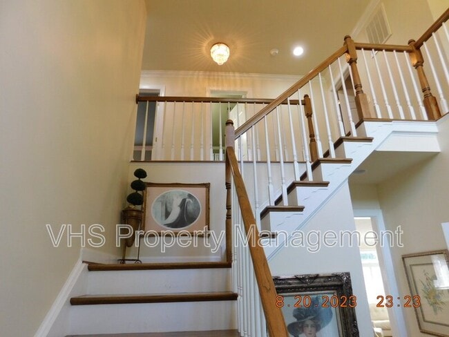 Photo - 2055 Freeman Dr