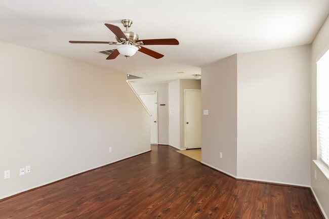 Photo - 2110 Nichole Woods Dr