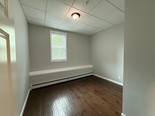 Photo - 690 Lawrence St