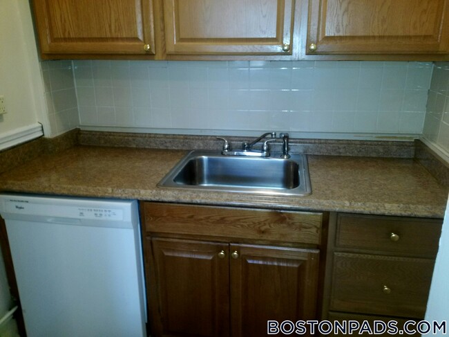 Photo - 124 Berkshire St Unit 5