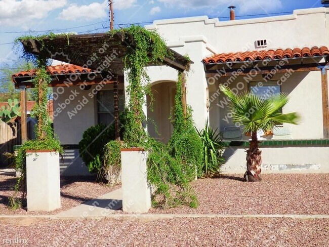 2 br, 1 bath House - 1339 E 8th St - 2 br, 1 bath House - 1339 E 8th St